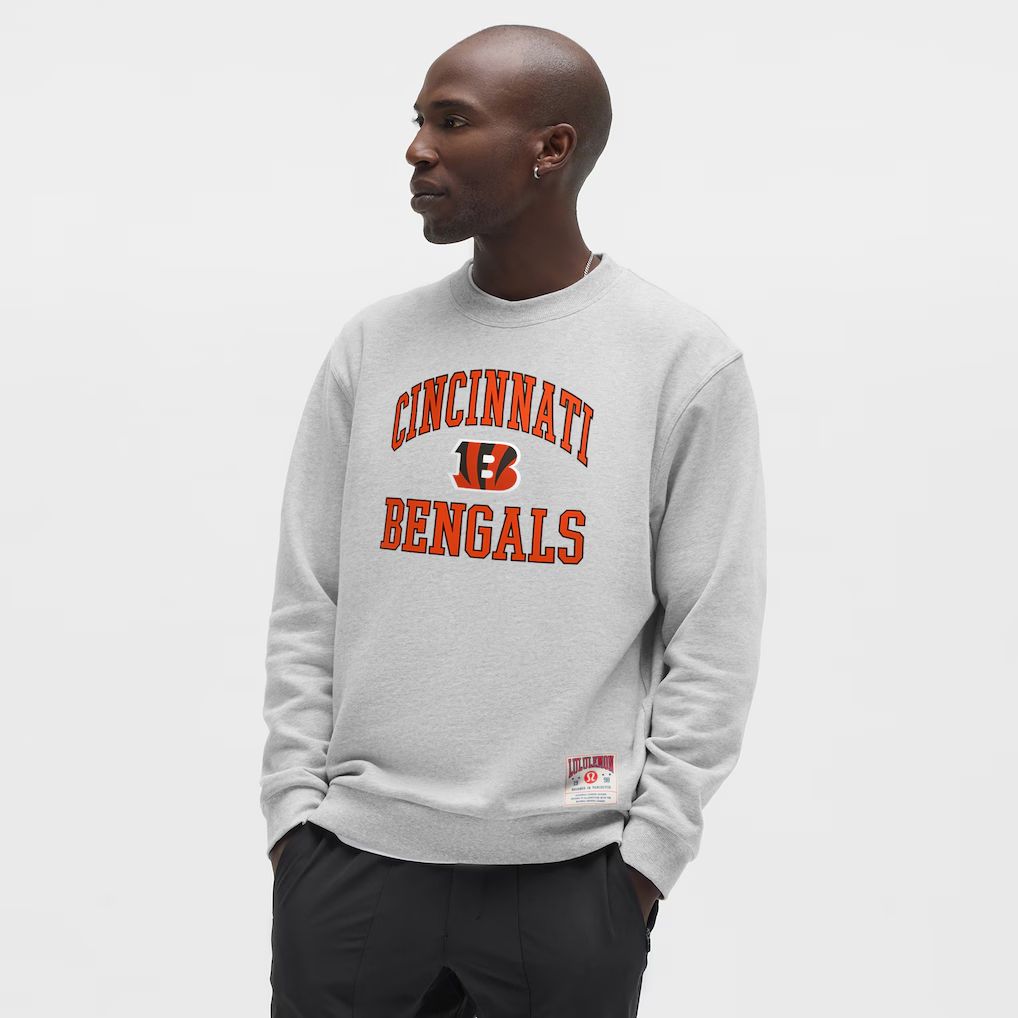 Men 2026 NFL Cincinnati Bengals grey round-neck sweatshirt style 01